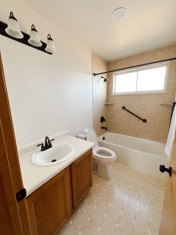 Top Bathroom Remodeling Companies in Lewisville, TX